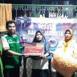 Bantu Korban Banjir di Jakarta, LAZIS Wahdah  dan Komunitas Gerebek Bersinergi