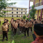 (Gambar) SQ Wahdah Cibinong Terima Raport Akhir Tahun 2022