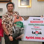 TEGUK Menyerahkan Dana Kemanusiaan Buat Gaza Melalui Dompet Dhuafa