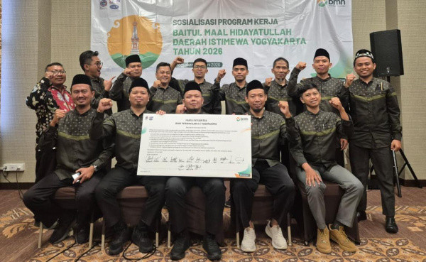 Perkuat Transparansi, BMH Yogyakarta Gelar Penandatanganan Pakta Integritas Seluruh Amil